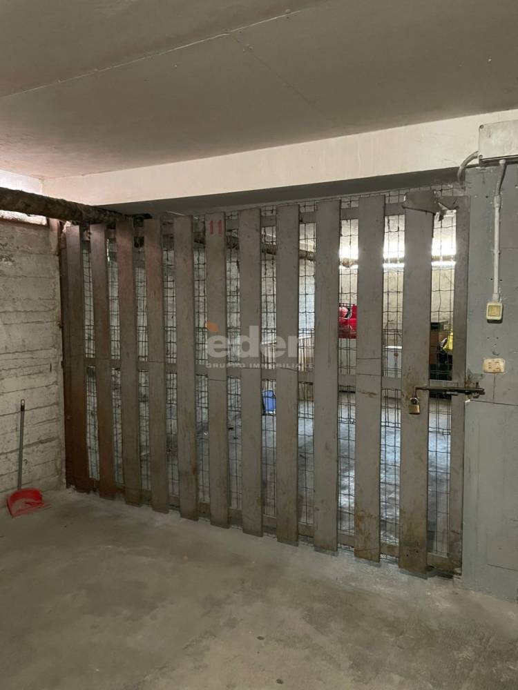 locale di sgombero in vendita a Modena in zona Madonnina / Quattro Ville