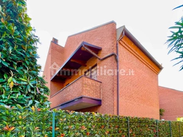 casa indipendente in vendita a Modena in zona San Lazzaro / Modena Est