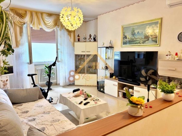 appartamento in vendita a Modena in zona San Lazzaro / Modena Est