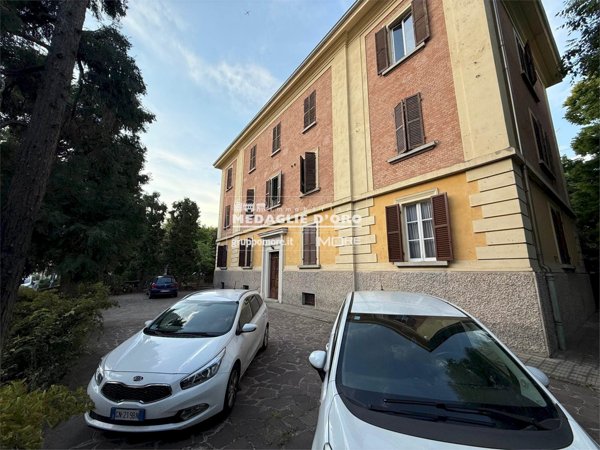 appartamento in vendita a Modena