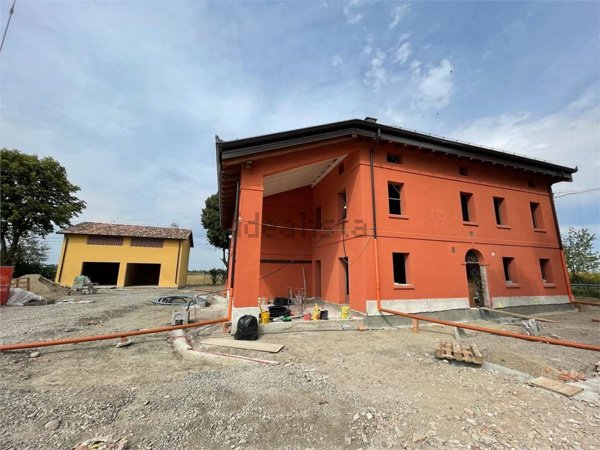 casa indipendente in vendita a Modena in zona Baggiovara