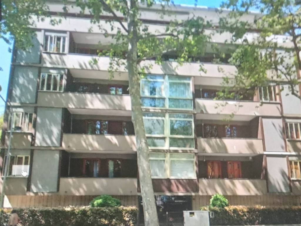 appartamento in vendita a Modena in zona Centro Storico