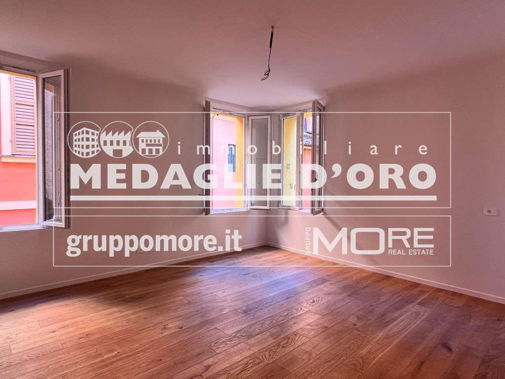appartamento in vendita a Modena in zona Centro Storico