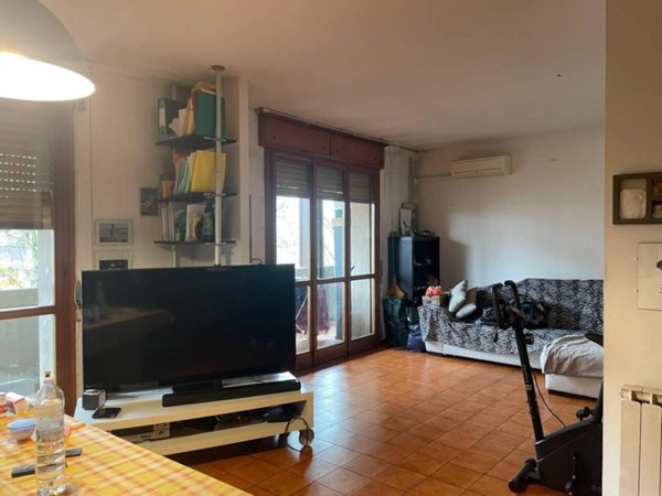 appartamento in vendita a Modena in zona Madonnina / Quattro Ville