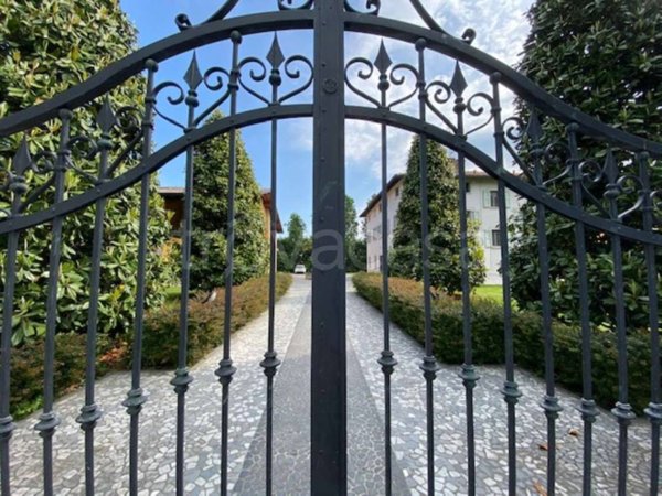 casa indipendente in vendita a Modena in zona Baggiovara