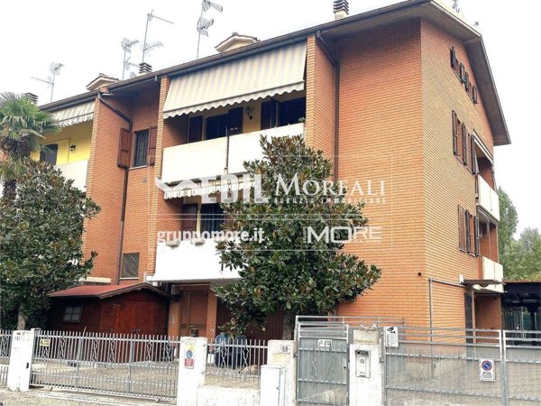 appartamento in vendita a Modena in zona Crocetta