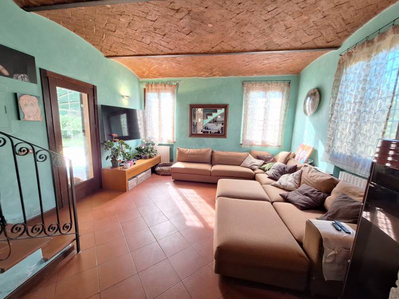 casa indipendente in vendita a Modena in zona Crocetta