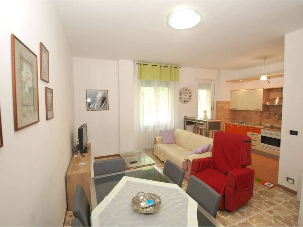 appartamento in vendita a Modena in zona Crocetta