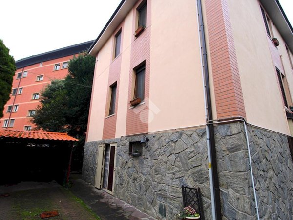 casa indipendente in vendita a Modena in zona Buon Pastore
