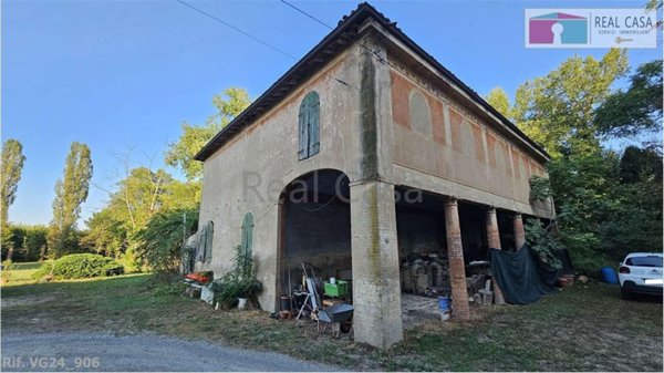 casa indipendente in vendita a Modena in zona Madonnina / Quattro Ville