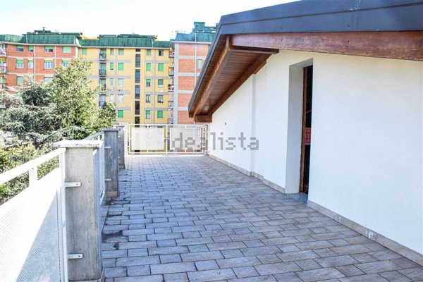 casa indipendente in vendita a Modena in zona San Faustino