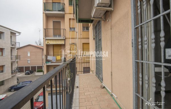 appartamento in vendita a Modena in zona San Lazzaro / Modena Est