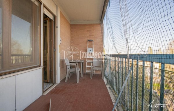 appartamento in vendita a Modena in zona San Lazzaro / Modena Est