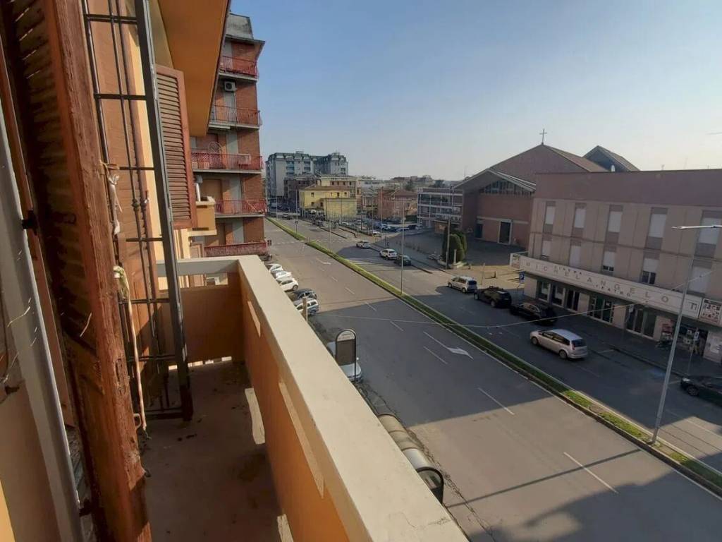 appartamento in vendita a Modena in zona San Faustino