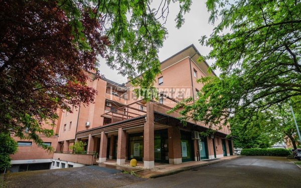 appartamento in vendita a Modena in zona Portile