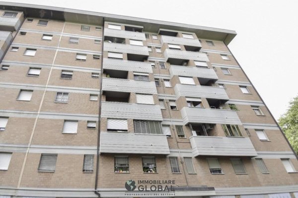 appartamento in vendita a Modena in zona Crocetta