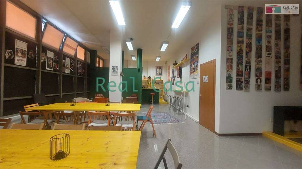 negozio in vendita a Modena in zona Buon Pastore