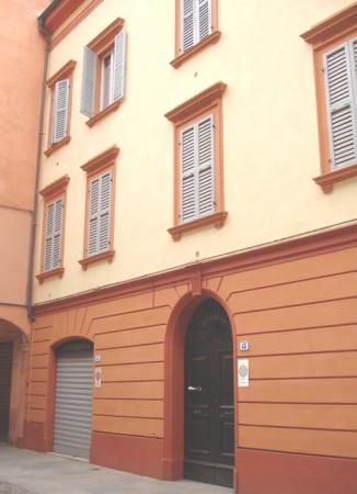 casa indipendente in vendita a Modena in zona Centro Storico