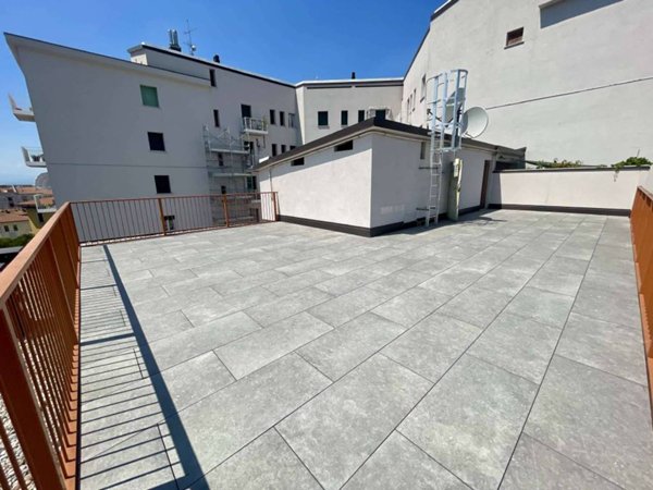 appartamento in vendita a Modena in zona San Lazzaro / Modena Est
