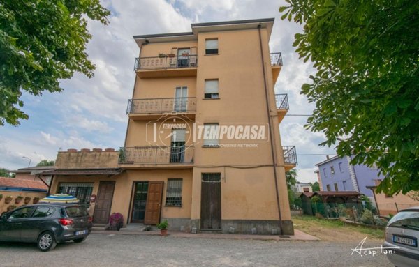 appartamento in vendita a Modena in zona Madonnina / Quattro Ville