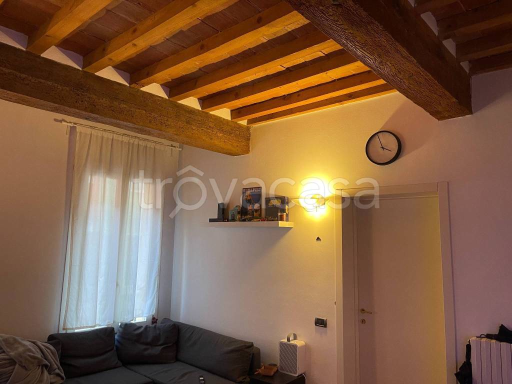 appartamento in vendita a Modena in zona Centro Storico