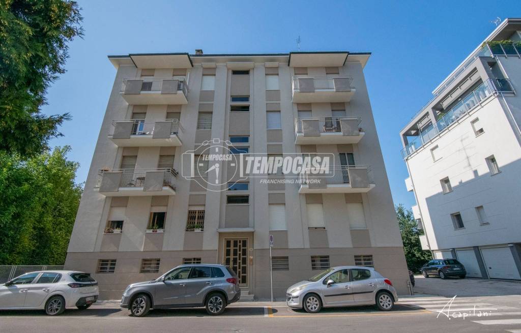 appartamento in vendita a Modena in zona Buon Pastore