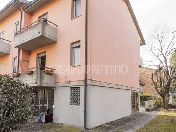 casa indipendente in vendita a Modena in zona San Faustino