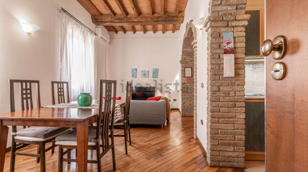 appartamento in vendita a Modena in zona Centro Storico