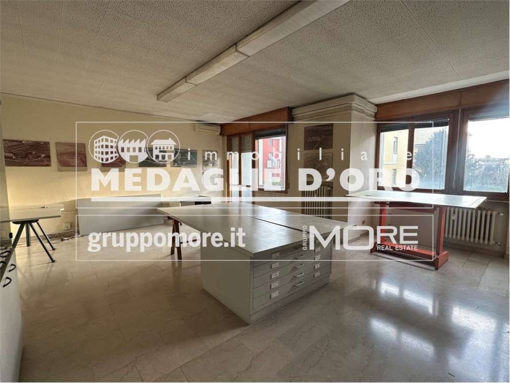 appartamento in vendita a Modena in zona Vaciglio