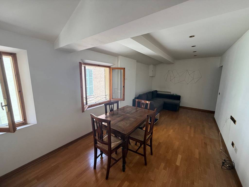 appartamento in vendita a Modena in zona Centro Storico