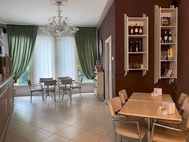 negozio in vendita a Modena in zona San Faustino