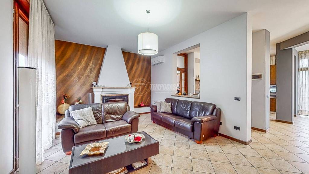 casa indipendente in vendita a Modena in zona Marzaglia