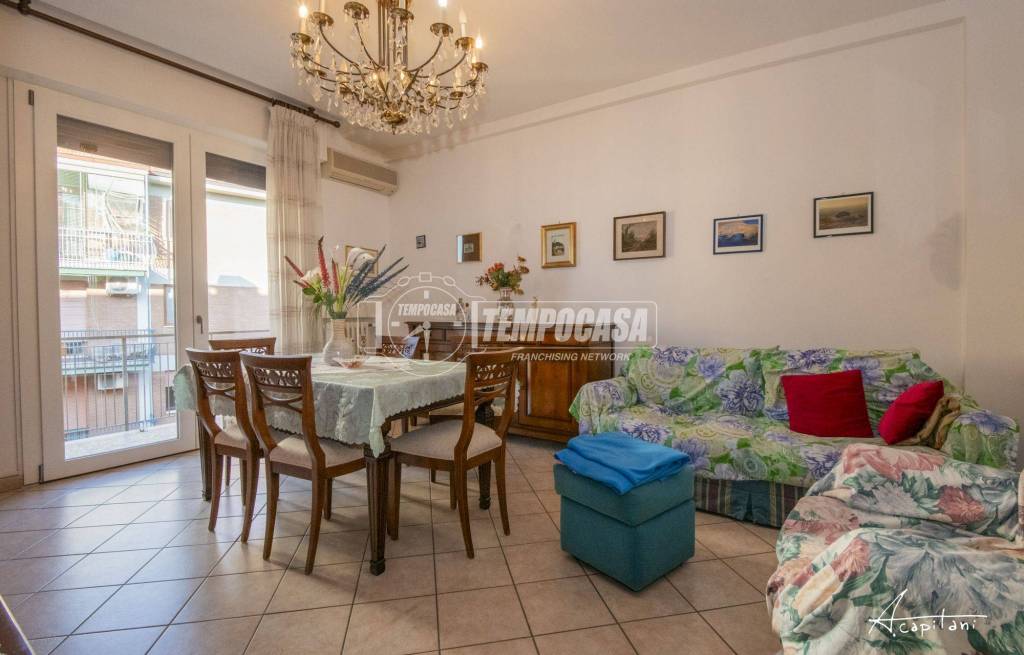 appartamento in vendita a Modena in zona San Lazzaro / Modena Est