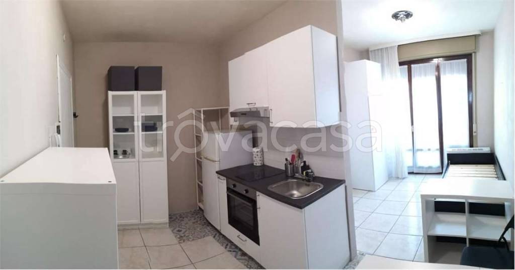 appartamento in vendita a Modena in zona Centro Storico