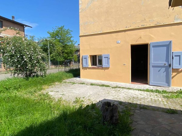 appartamento in vendita a Modena in zona Lesignana
