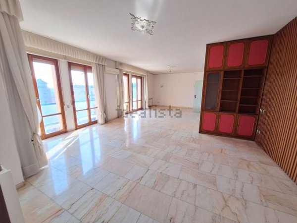 appartamento in vendita a Modena in zona San Lazzaro / Modena Est