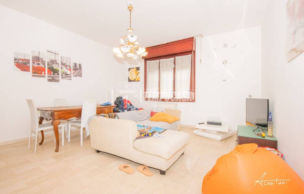 appartamento in vendita a Modena in zona Madonnina / Quattro Ville