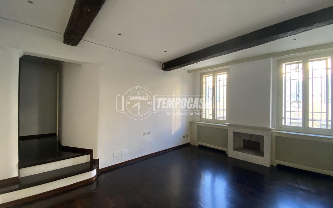 appartamento in vendita a Modena in zona Centro Storico