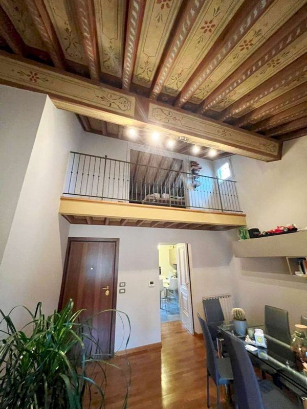 appartamento in vendita a Modena in zona Centro Storico