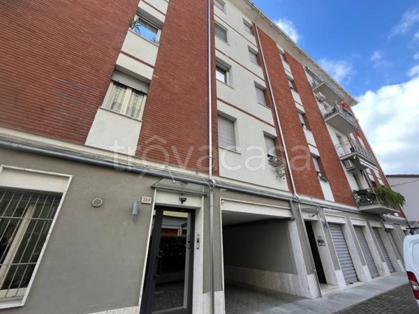 appartamento in vendita a Modena in zona San Faustino