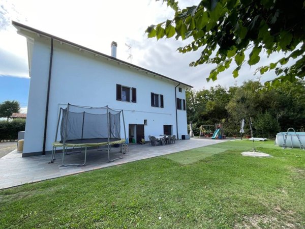 casa indipendente in vendita a Modena in zona Buon Pastore