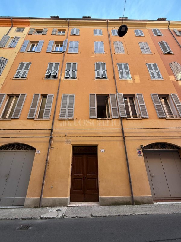 appartamento in vendita a Modena in zona Centro Storico