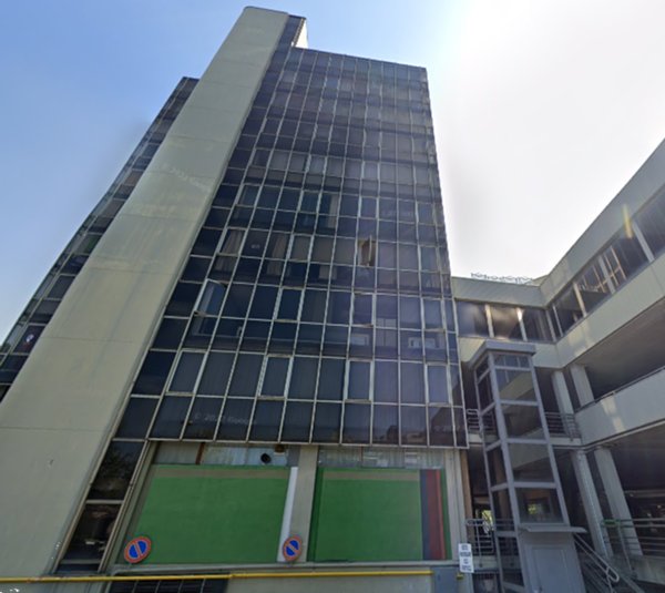ufficio in vendita a Modena in zona San Faustino