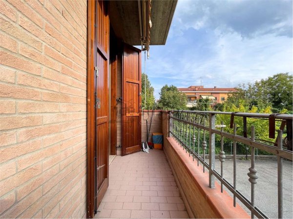 casa indipendente in vendita a Modena in zona Crocetta