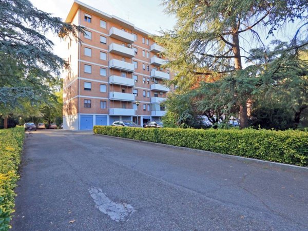appartamento in vendita a Modena in zona San Lazzaro / Modena Est