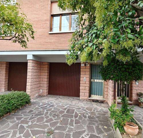 appartamento in vendita a Modena in zona Sant'Agnese