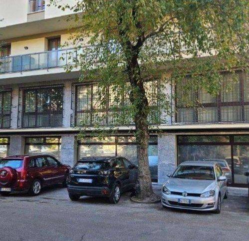 ufficio in vendita a Modena in zona Buon Pastore