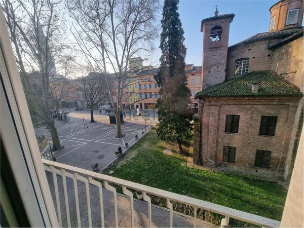 appartamento in vendita a Modena in zona Centro Storico