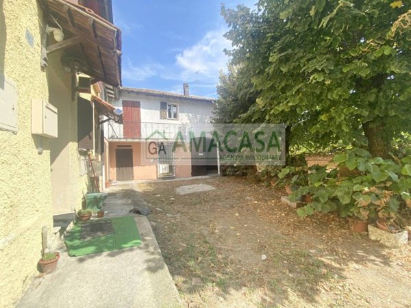 casa indipendente in vendita a Modena in zona Cognento