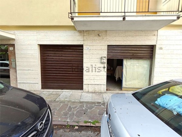 ufficio in vendita a Modena in zona Sant'Agnese